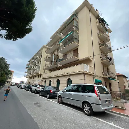 [50mt Dal Mare] Bilocale Semi-indipendente Con A/c