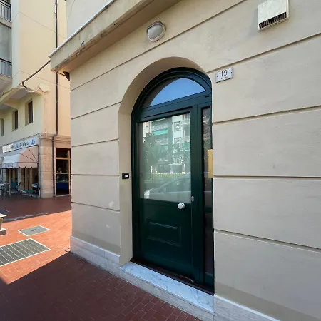 [50mt Dal Mare] Bilocale Semi-indipendente Con A/c * Pietra Ligure